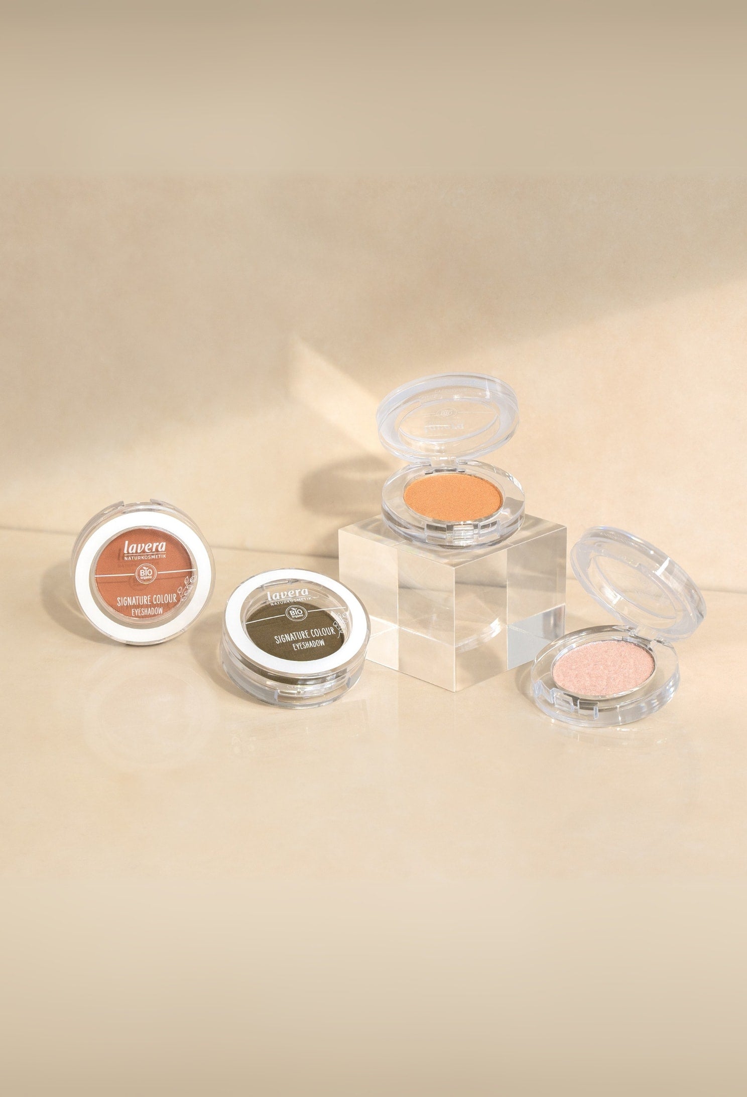Signature Colour Eyeshadow -Soft Sienna 04-