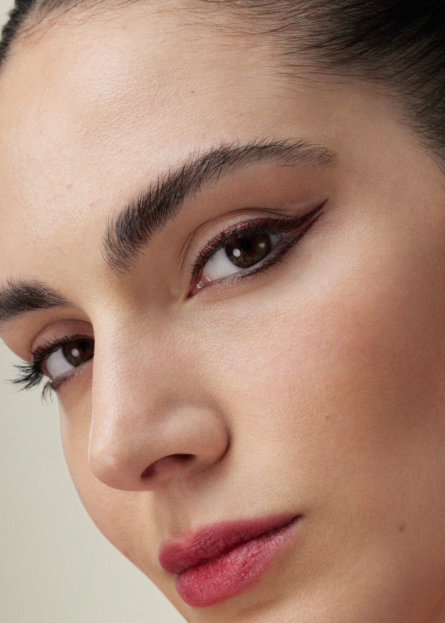 Liquid Elements Eyeliner -Fire Red 01-