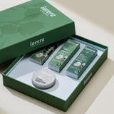 lavera Skin Longevity Routine Complete Set podczas aplikacji