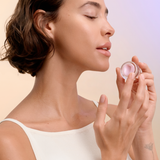 lavera Peptide Lip Repair Mask podczas aplikacji