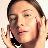lavera Pielęgnacja nocna Skin Longevity podczas aplikacji