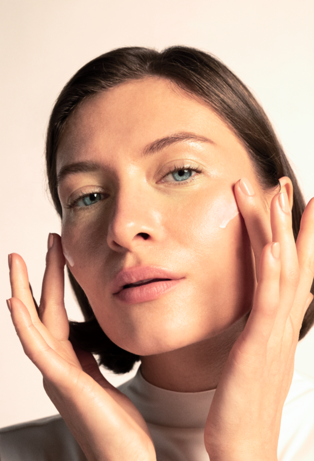 lavera Pielęgnacja nocna Skin Longevity podczas aplikacji