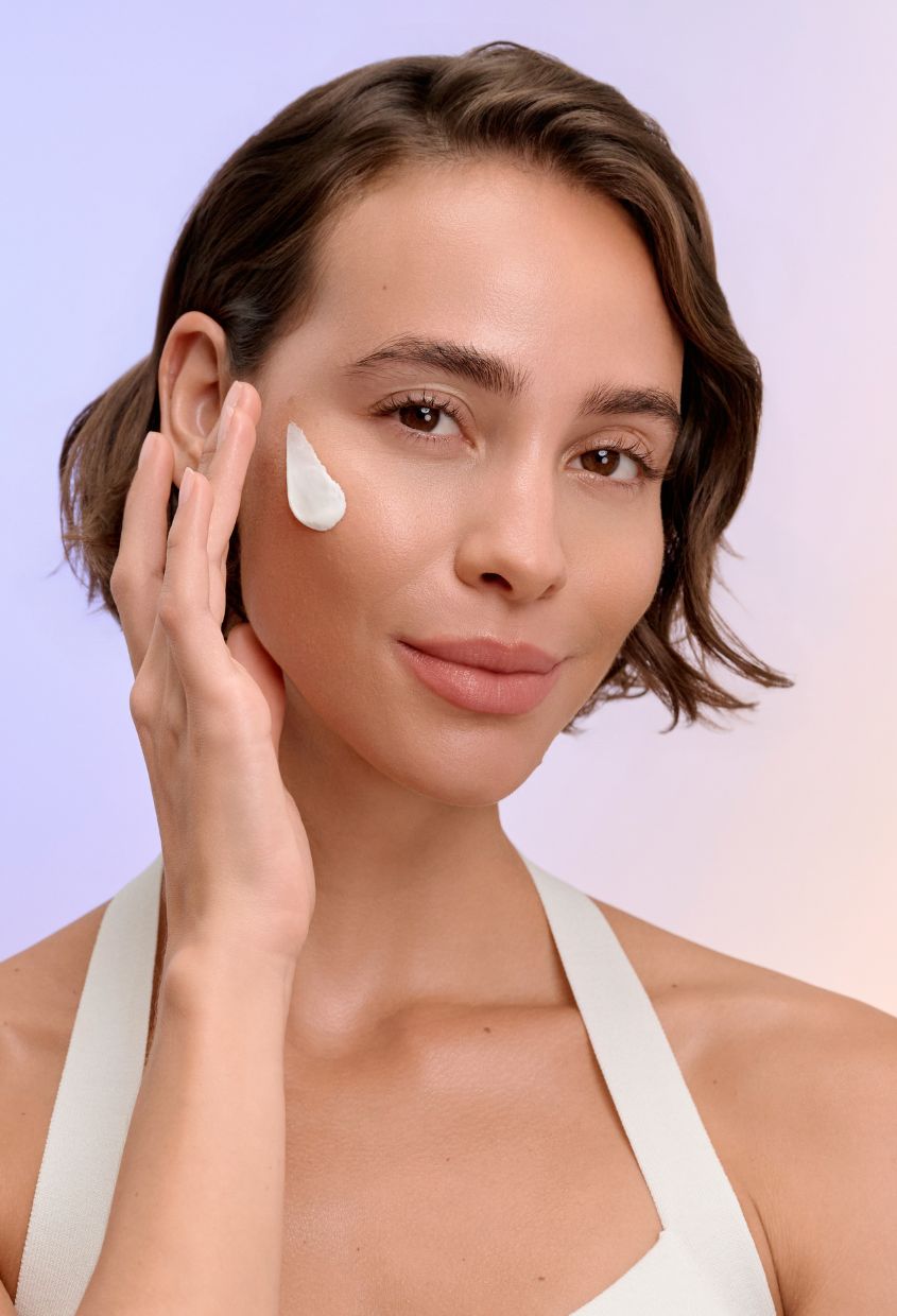 lavera Calm & Comfort Rich Cream podczas aplikacji