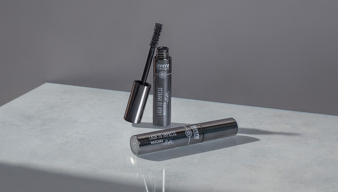 Lash to Impress Mascara -Black-
