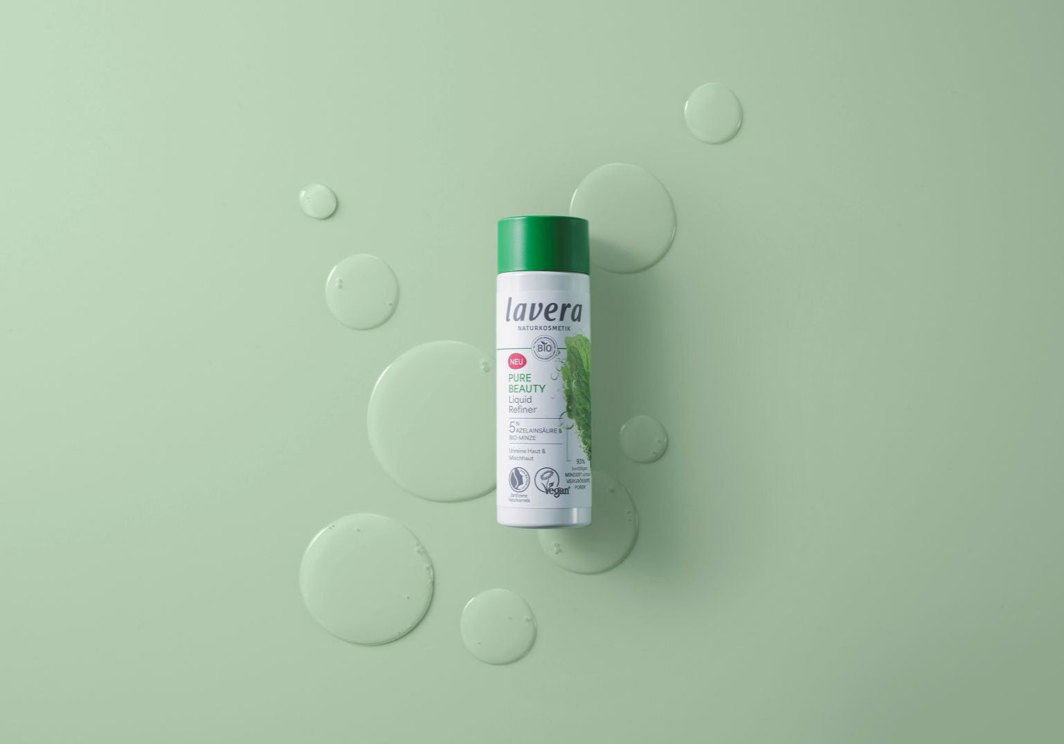 Prezentacja produktu Pure Beauty Liquid Refiner
