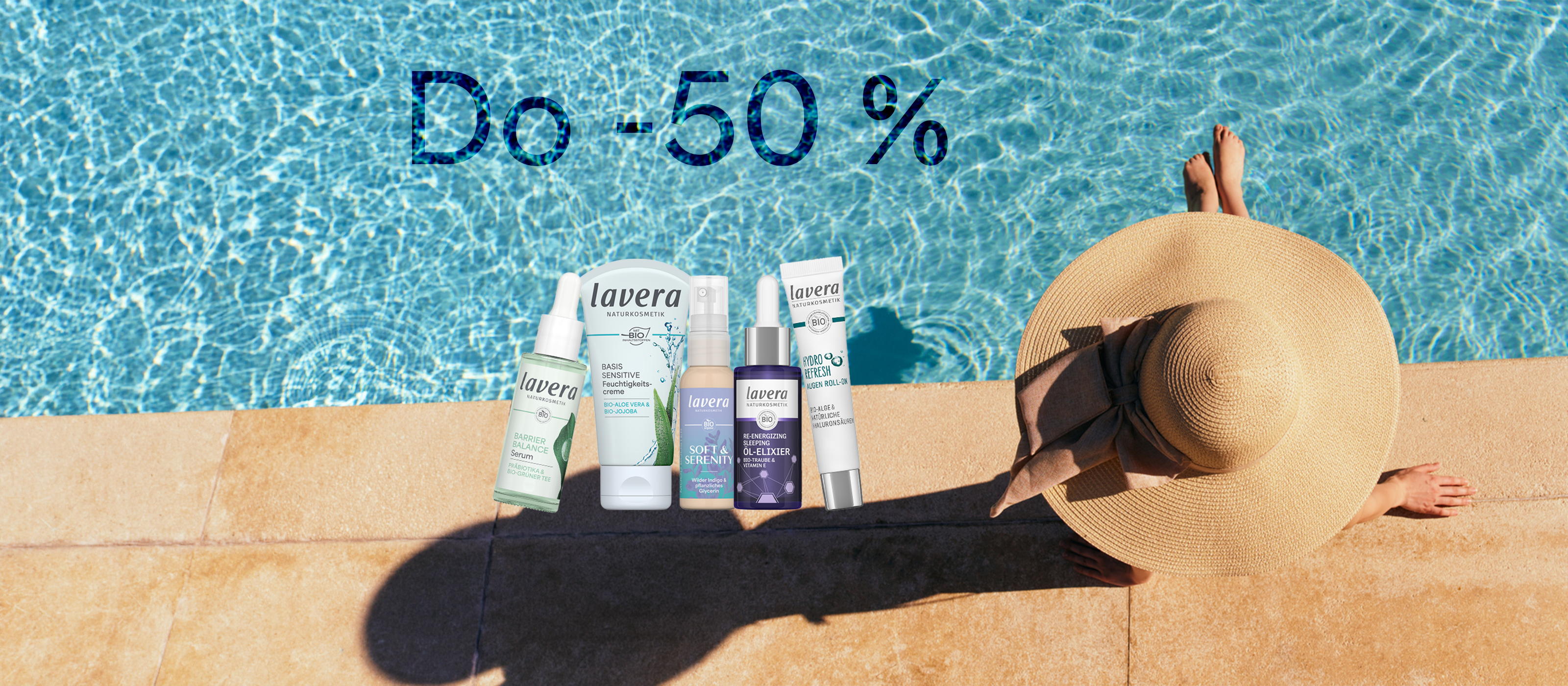Frau mit Sonnenhut am Pool, mit Produkten im Bild