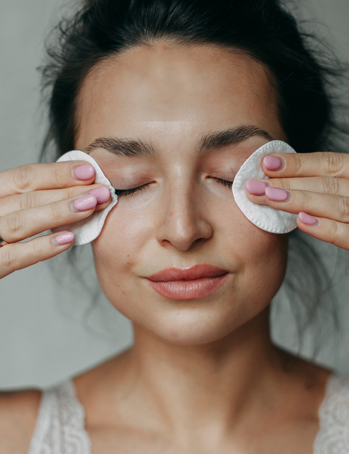 lavera Soft Eye Make-up Remover podczas aplikacji